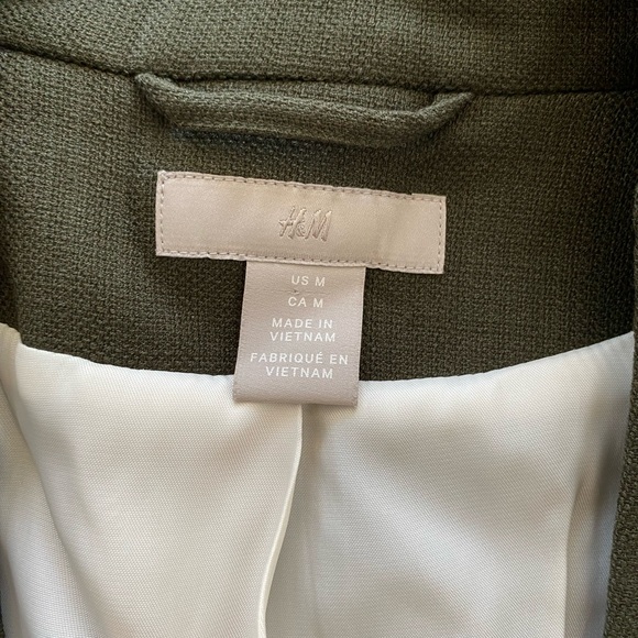 Preloved H&M blazer medium size - Picture 11 of 16
